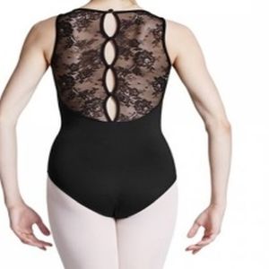 L8845 MED BUTTON BACK