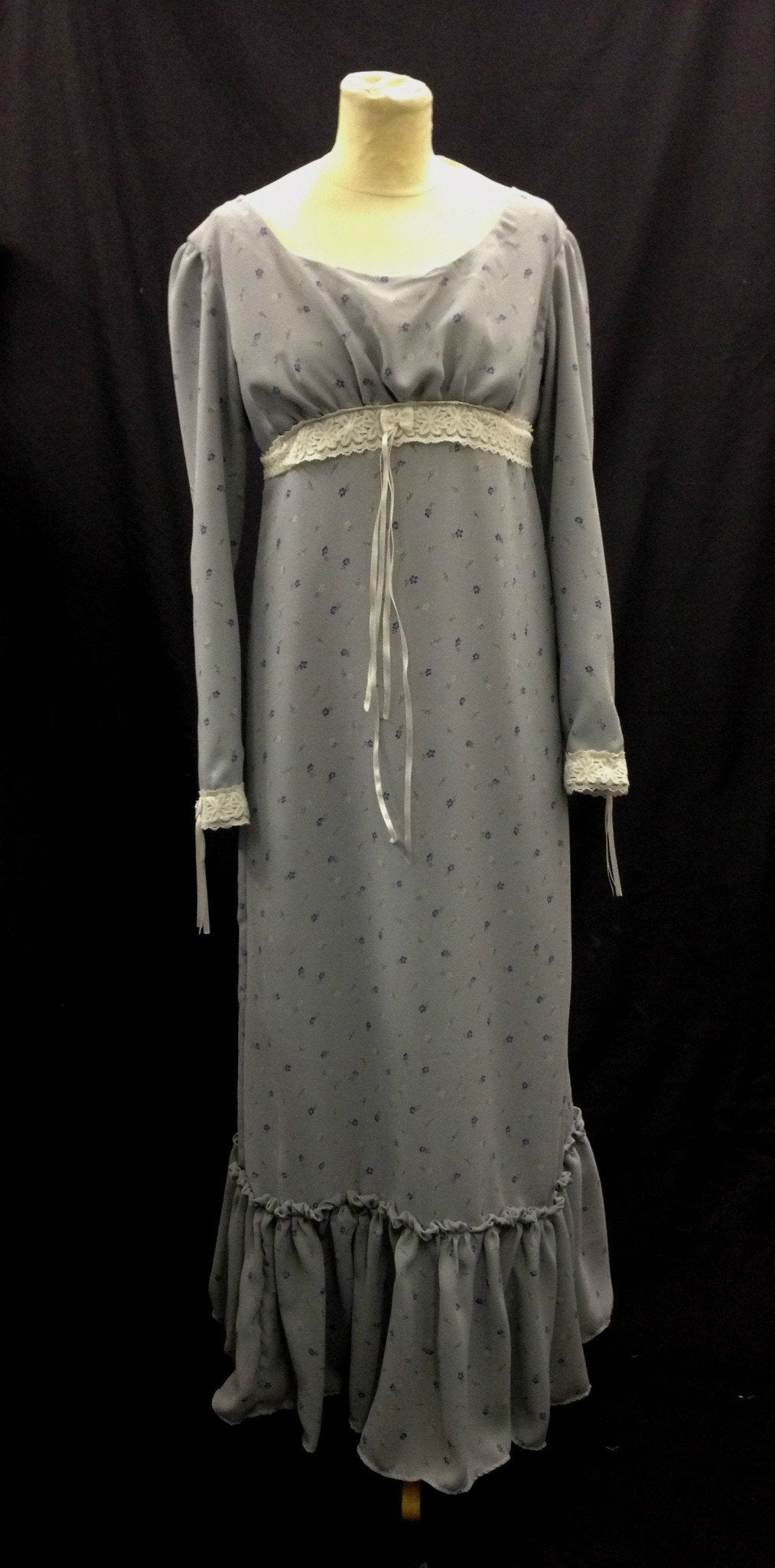 Regency Lady (Grey)(£45.00 HIRE ONLY)