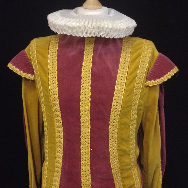 Tudor Nobleman (£60.00 HIRE ONLY)
