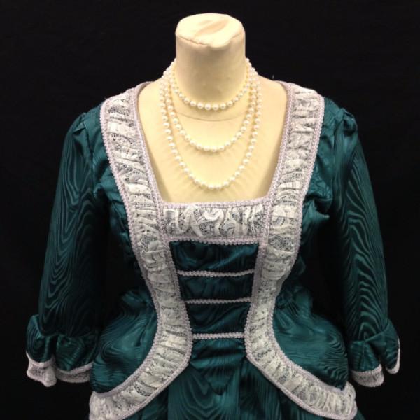 18th Century Dress in Green and White (£60.00 HIRE ONLY)