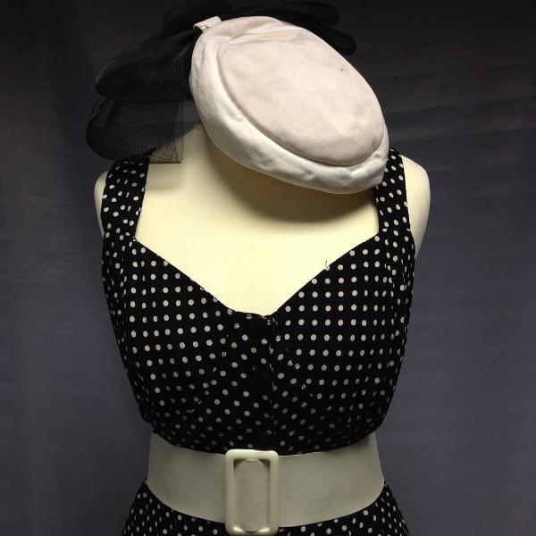 1940s Dotty Daywear (£40.00 HIRE ONLY)