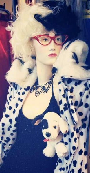 Cruella De Vil (£40-£60 HIRE ONLY)