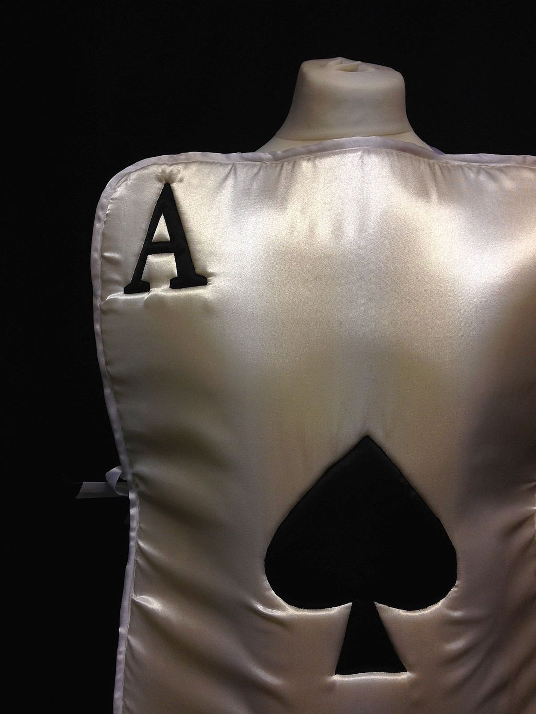 Playing Card – Mad World Fancy Dress