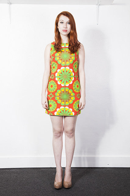 1960s-Flower-Power-Girl-1417.jpg