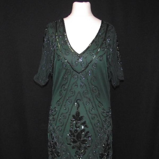 1920s Glam Lady in Green (£50.00 HIRE ONLY)