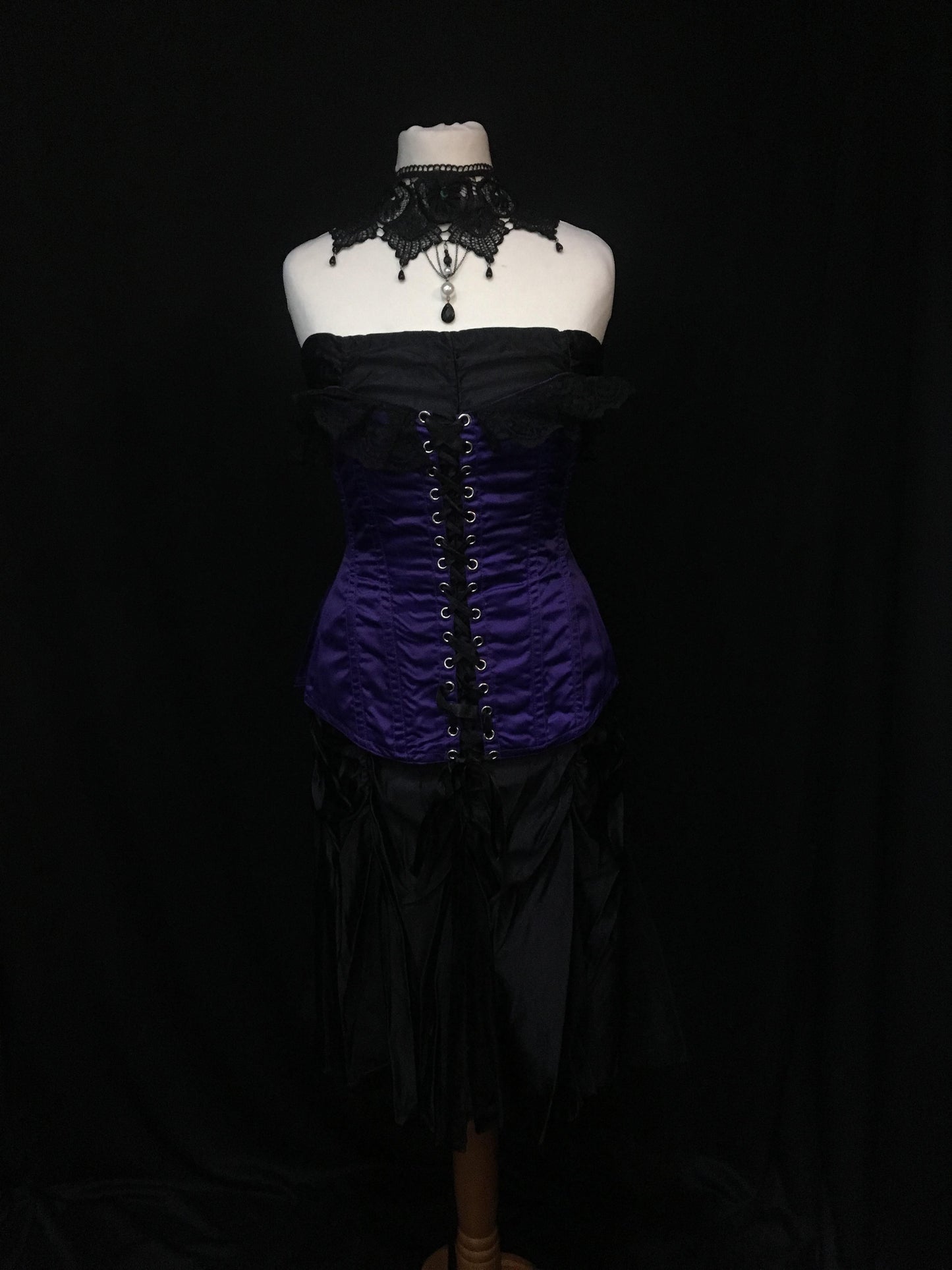 Siouxie Sioux / Goth (£50.00 HIRE ONLY)