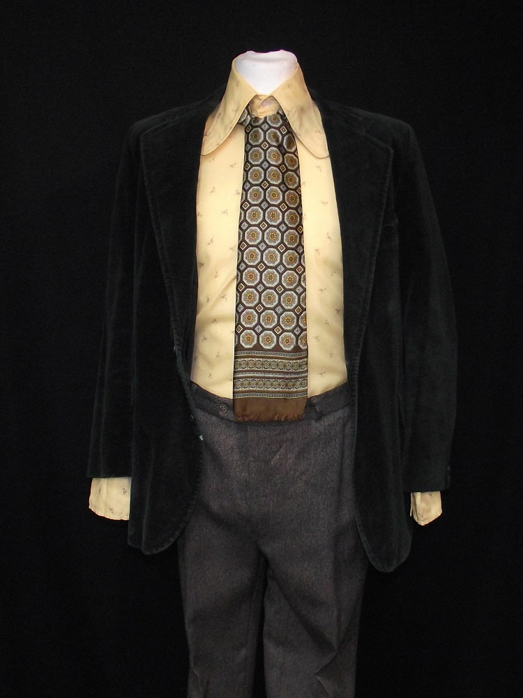 70s Velvet Dandy Man (Green)(£60.00 HIRE ONLY)