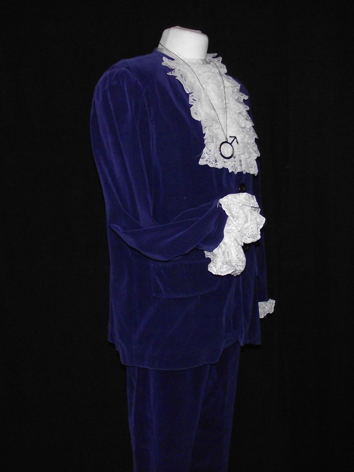 Austin Powers (£60.00 HIRE ONLY)