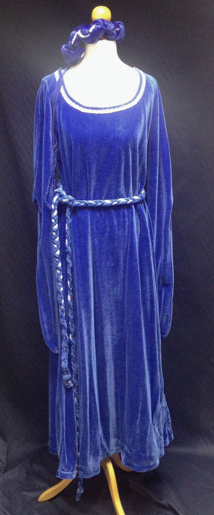 Medieval Lady in Blue (HIRE ONLY)