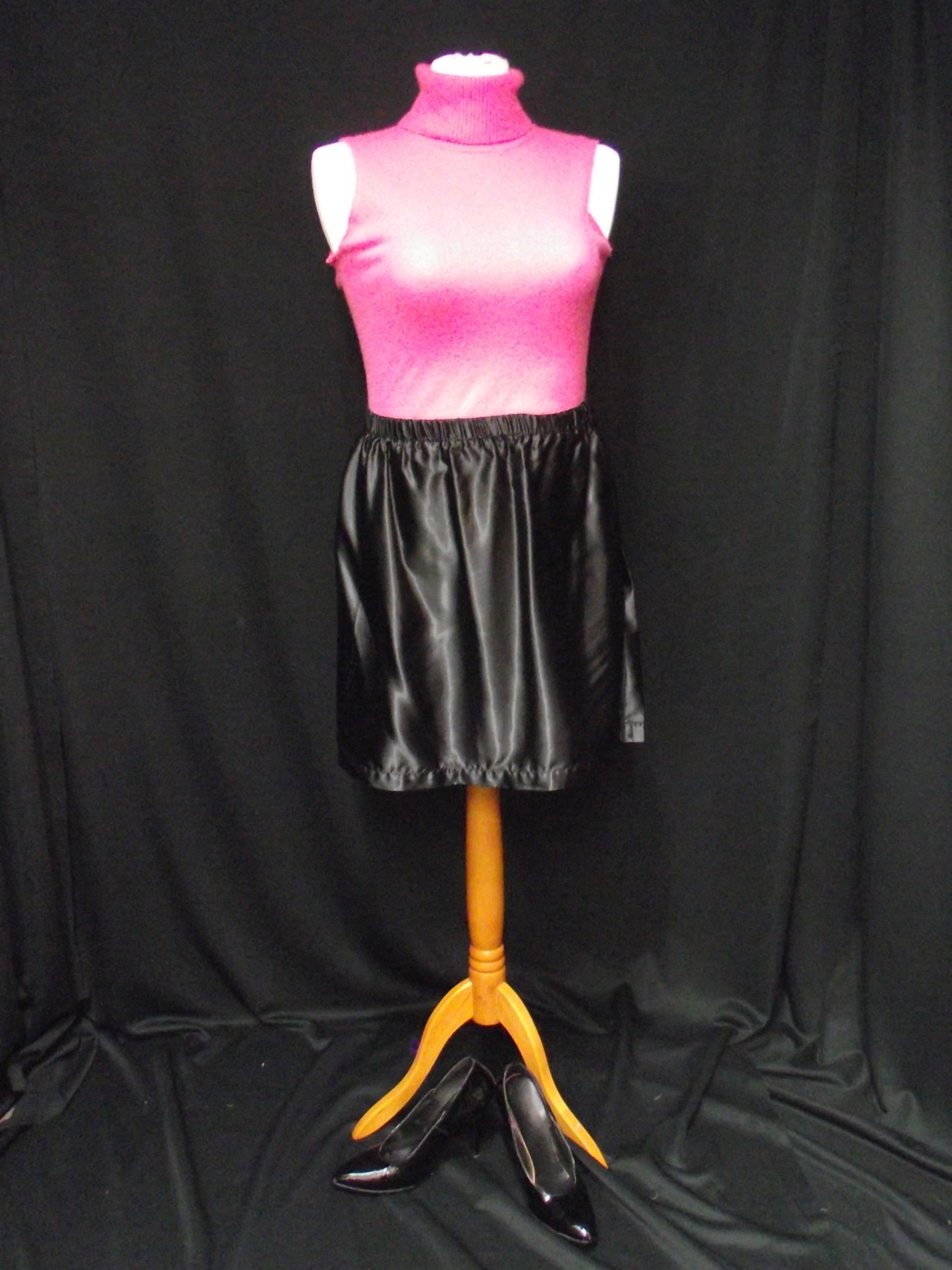 Freddie Mercury I Want To Break Free (£50.00 HIRE ONLY)