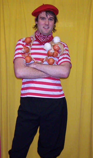 FRENCH-NATIONAL-ONION-SELLERS-COSTUME-3451.jpg