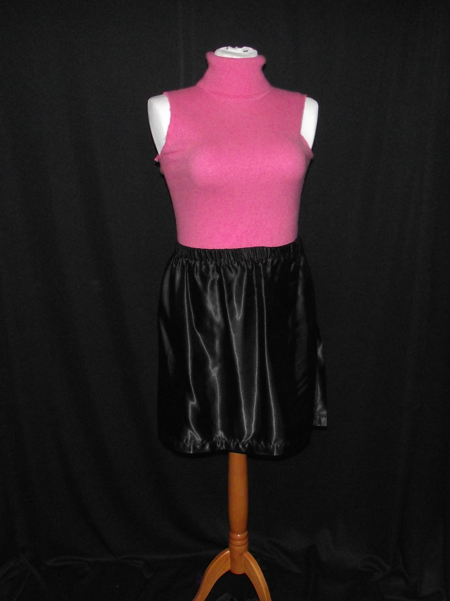 Freddie Mercury I Want To Break Free (£50.00 HIRE ONLY)