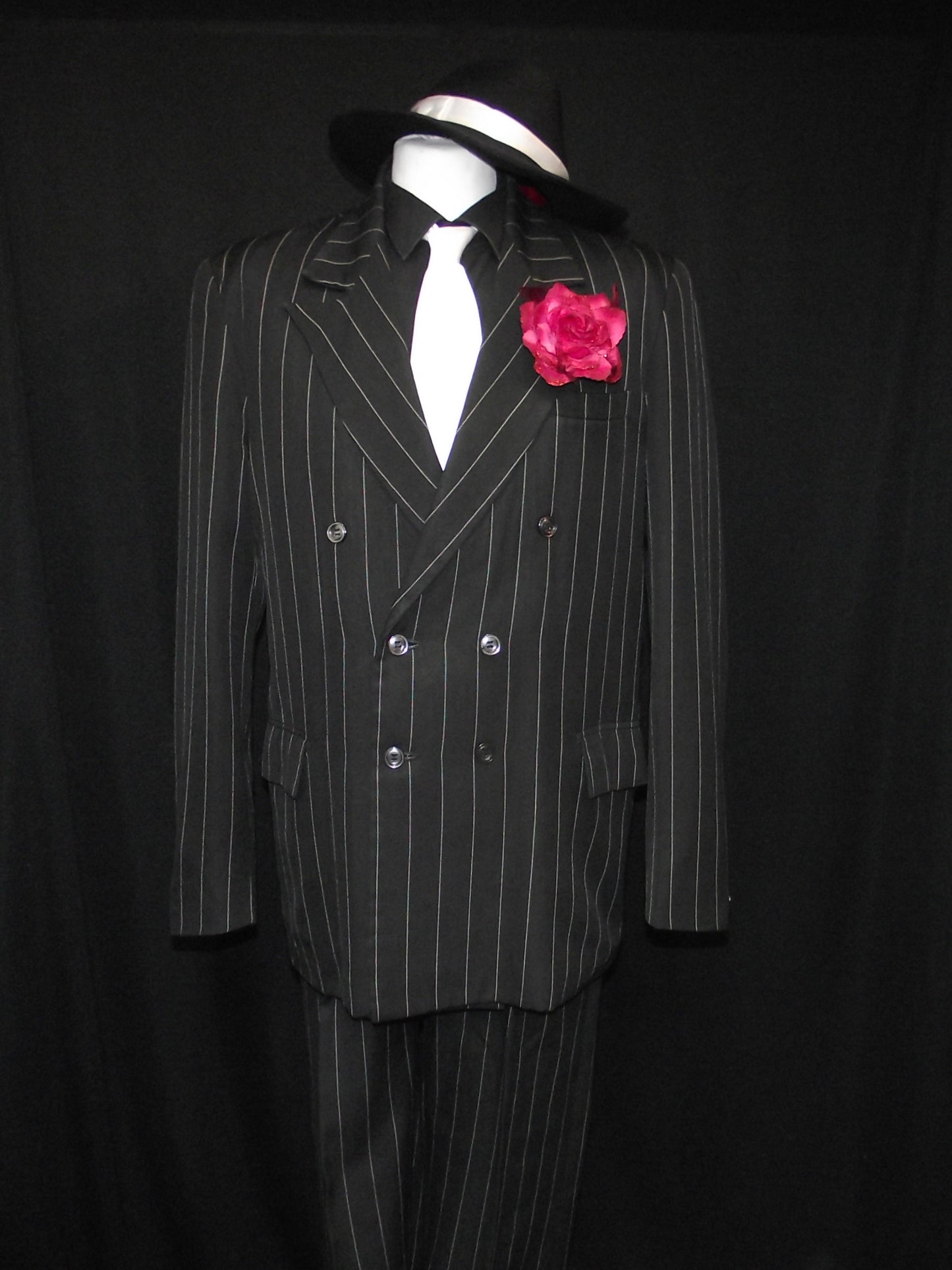 1920s Gangster in Black(£60.00 HIRE ONLY)