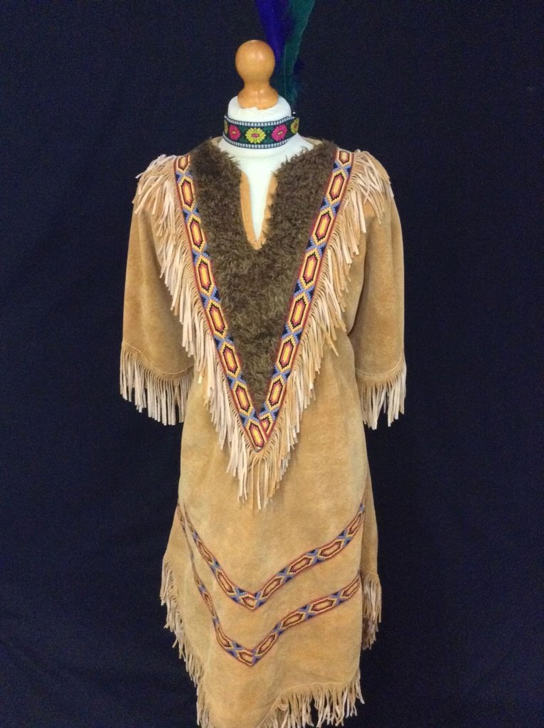 Native American Woman(£45.00 HIRE ONLY) – Mad World Fancy Dress