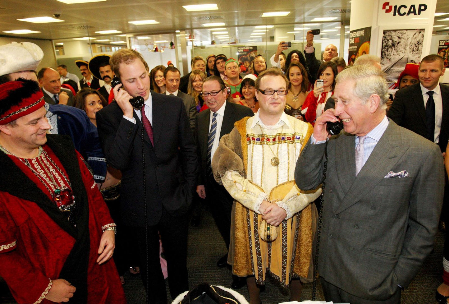 Henry VIII (£70.00 HIRE ONLY)