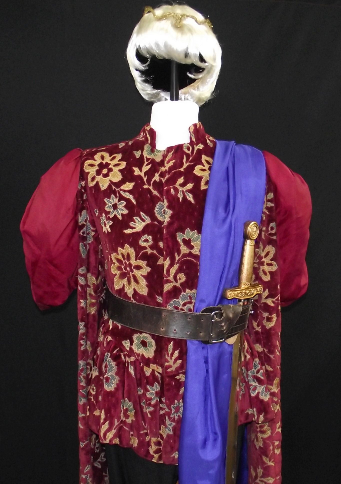 Game Of Thrones Joffrey(£60.00 HIRE ONLY)