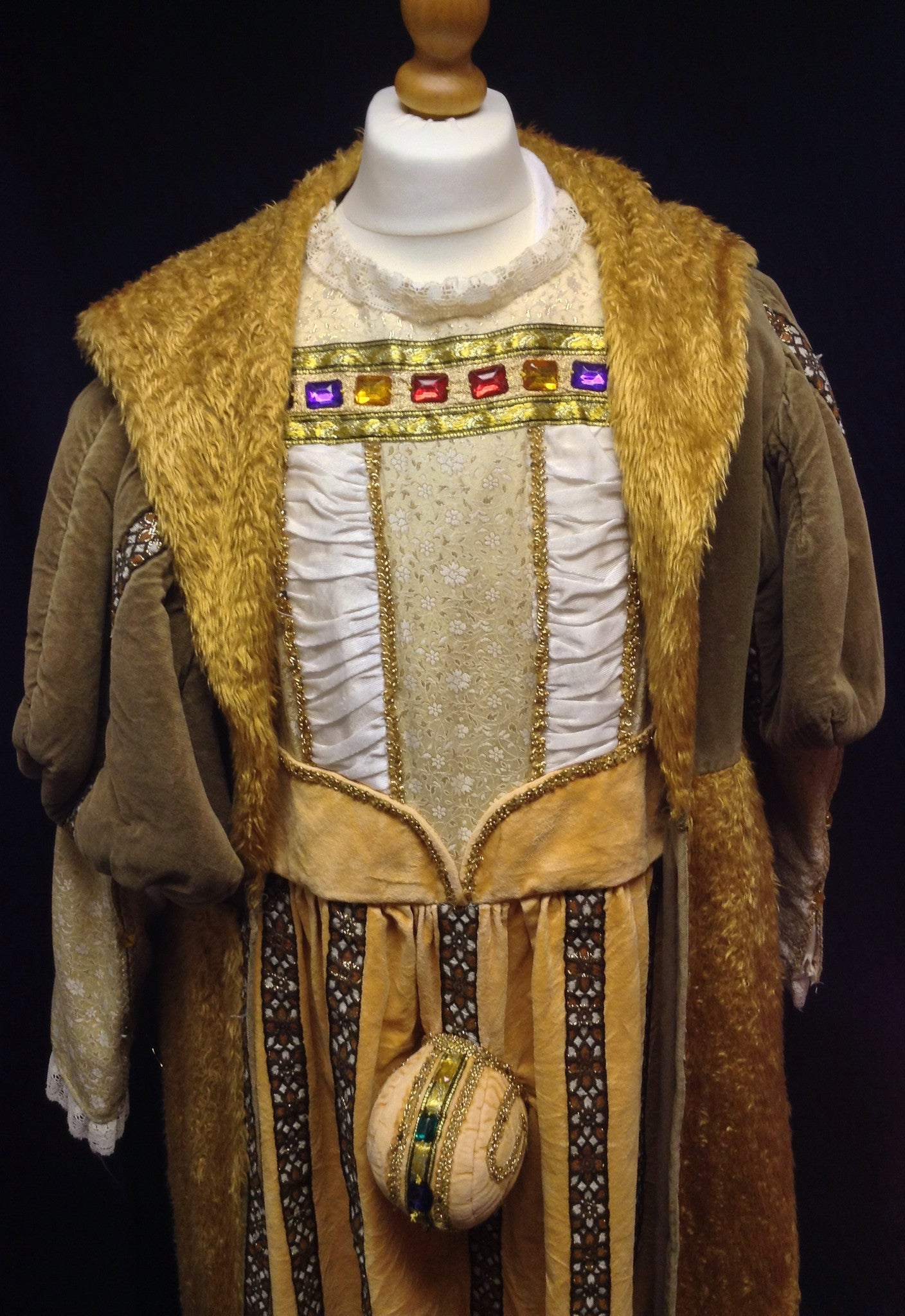 KING HENRY VIII