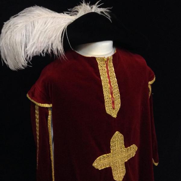 Muskateer (Maroon & Gold) (£60.00 HIRE ONLY)