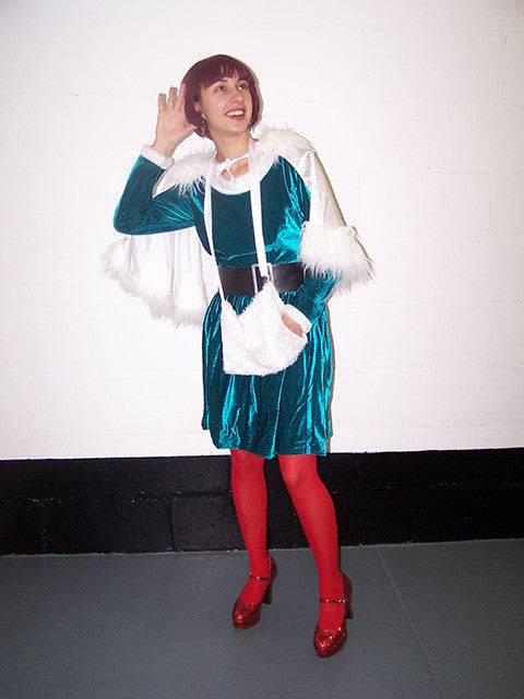 Ms-Mistletoe-with-Muff-5110.jpg