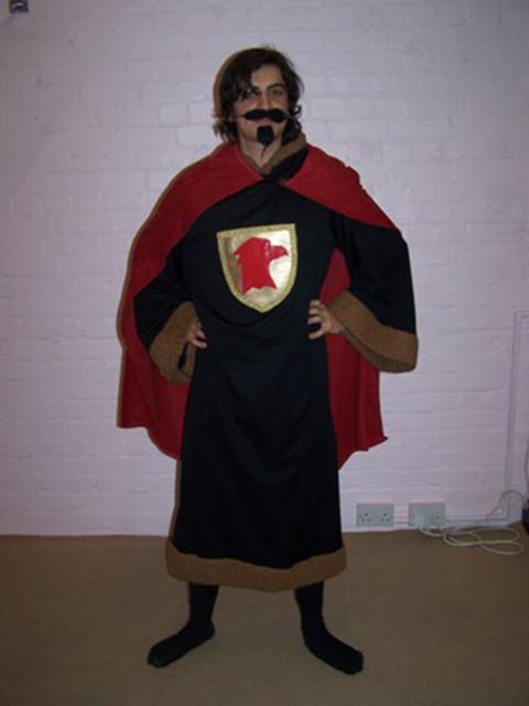 Sheriff of nottingham medieval costume (£50 HIRE ONLY)