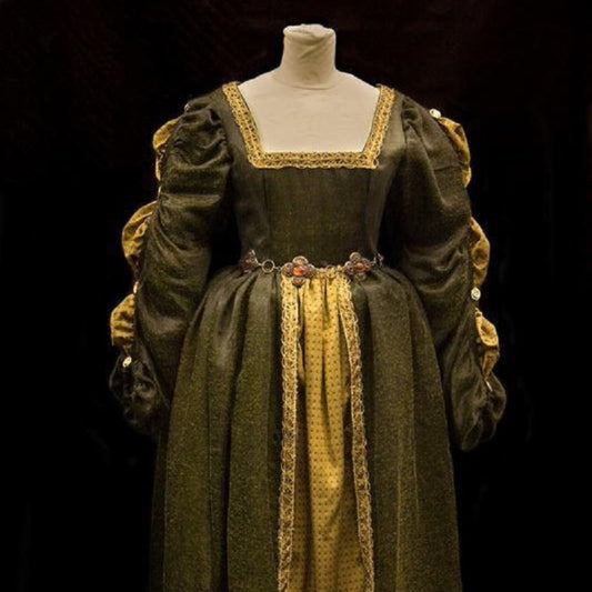 Tudor Lady (Sage Green) (£70.00 HIRE ONLY)