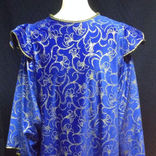 Wizard Robe (£50.00 HIRE ONLY)