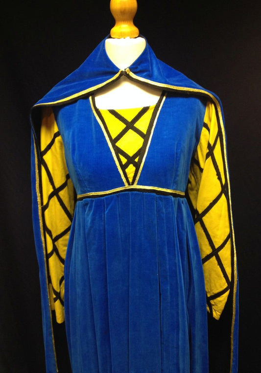 Medieval Lady in blue and yellow (£55.00 HIRE ONLY)