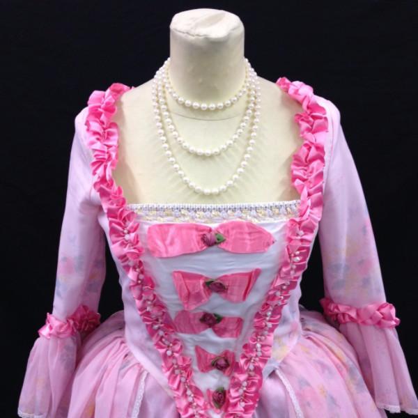 18th Century Dress in Pink (£70.00 HIRE ONLY)