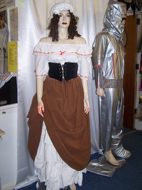 medieval-court-wench-0111.jpg