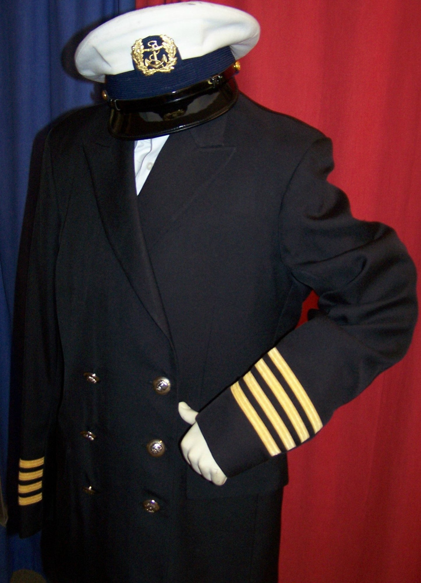 naval officers uniform (£60.00 HIRE ONLY)