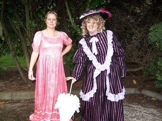 regency-ladies-outfits-0613.jpg